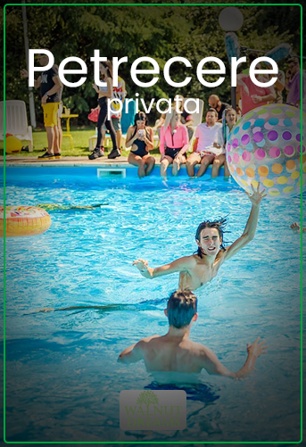 Petrecere la piscina